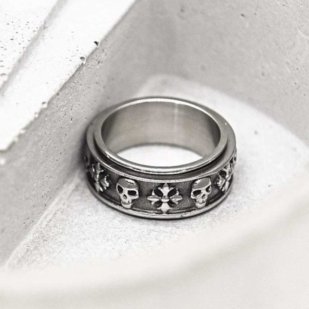 Stainless Steel Skull Spinner Ring